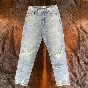 Zara High Rise Blue Jeans Distressed Vintage Look